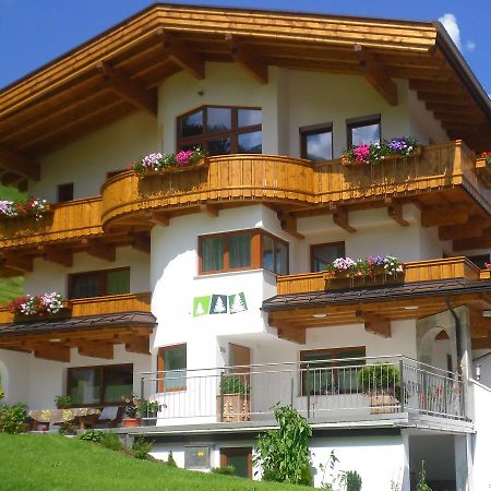 Grünwaldhof Bed & Breakfast Tux Dış mekan fotoğraf