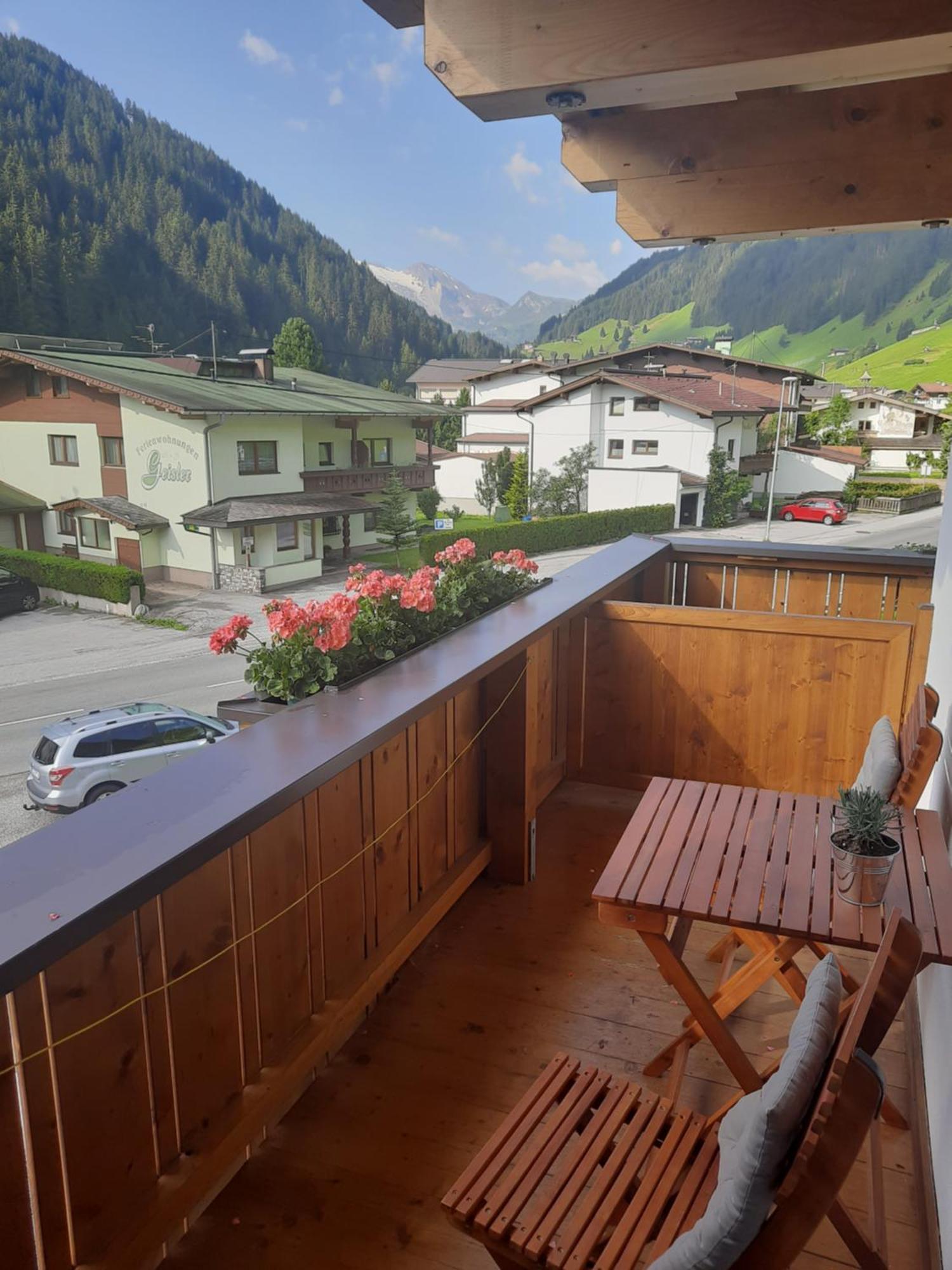 Grünwaldhof Bed & Breakfast Tux Dış mekan fotoğraf