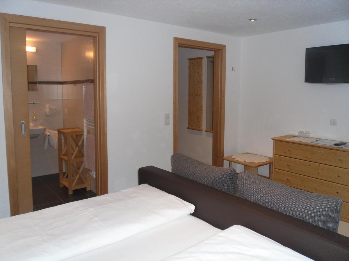 Grünwaldhof Bed & Breakfast Tux Dış mekan fotoğraf