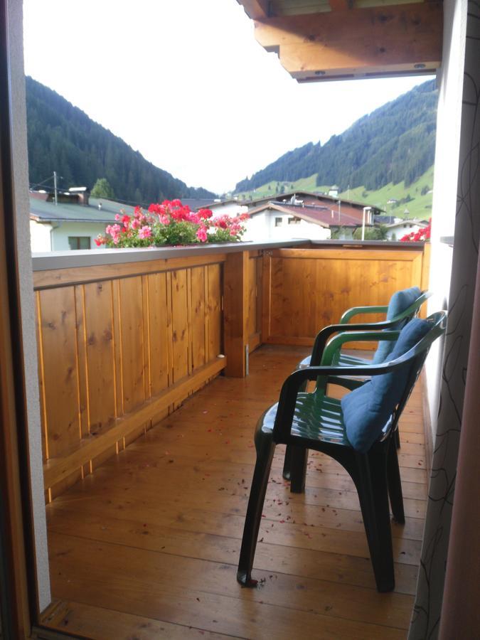 Grünwaldhof Bed & Breakfast Tux Dış mekan fotoğraf