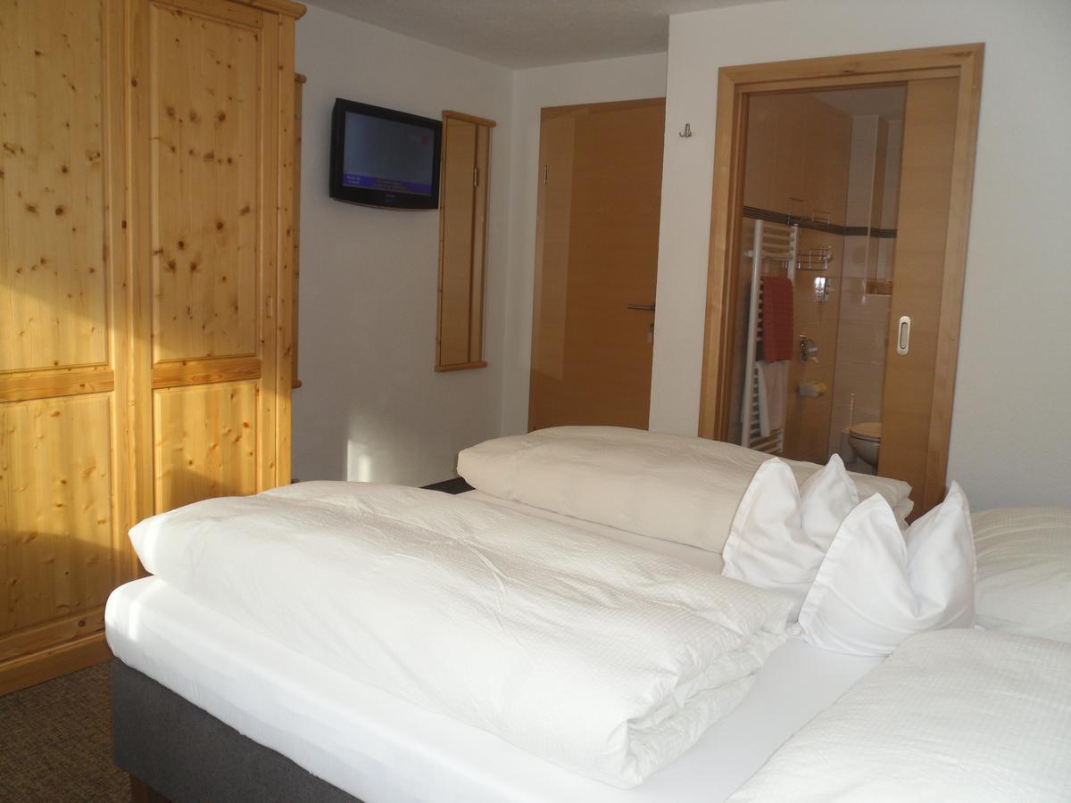 Grünwaldhof Bed & Breakfast Tux Dış mekan fotoğraf